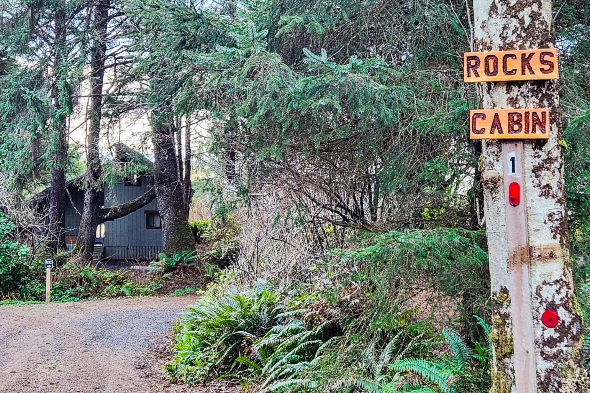 Rocks Cabin Copalis Beach Exterior photo